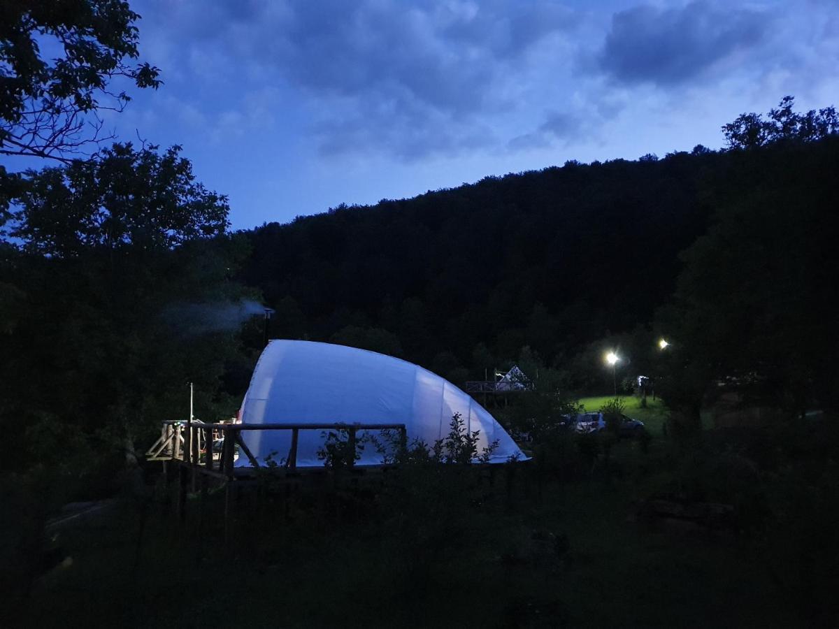 Sunrise Glamping Retreat Galesu Exterior foto
