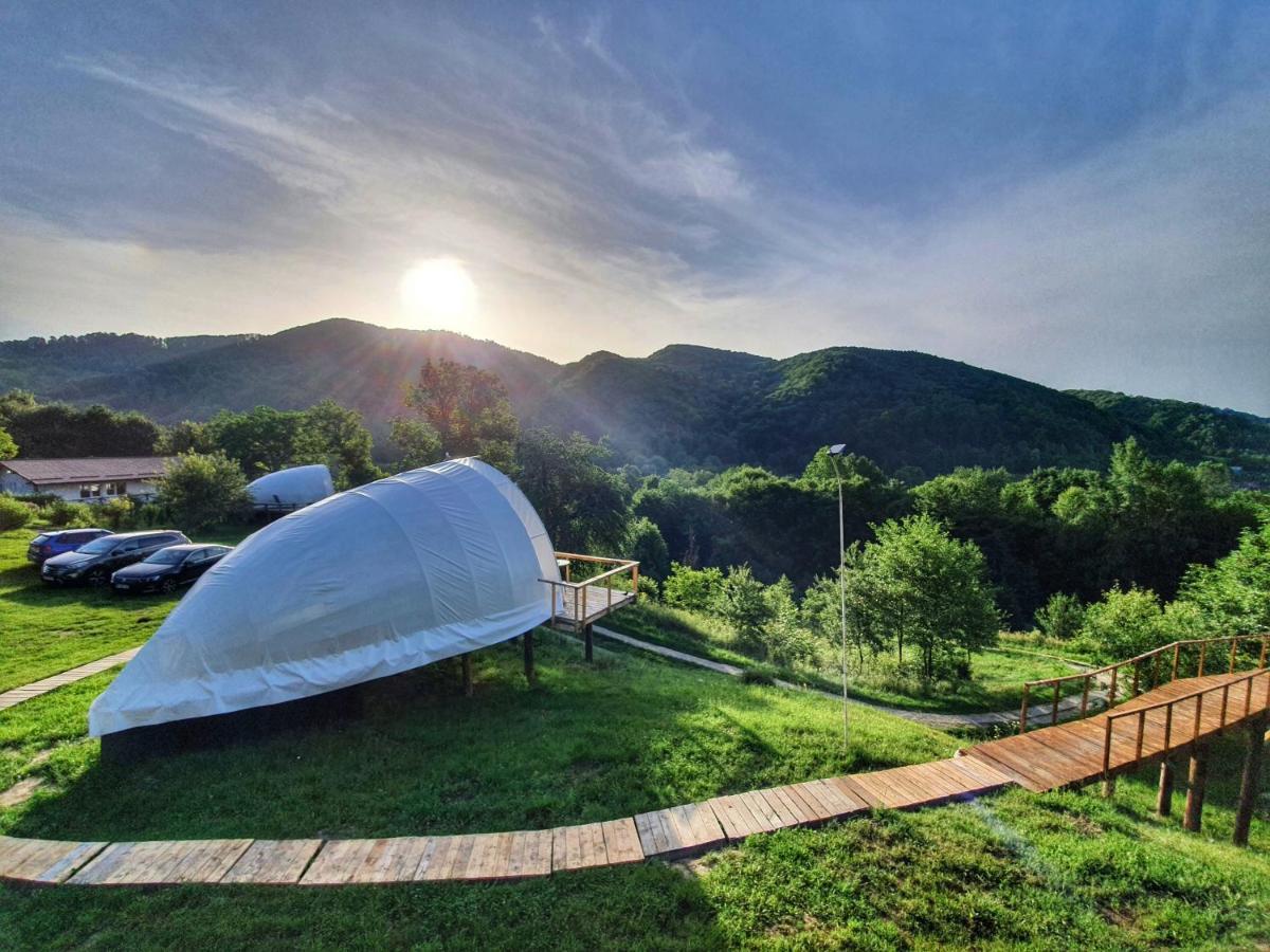 Sunrise Glamping Retreat Galesu Exterior foto