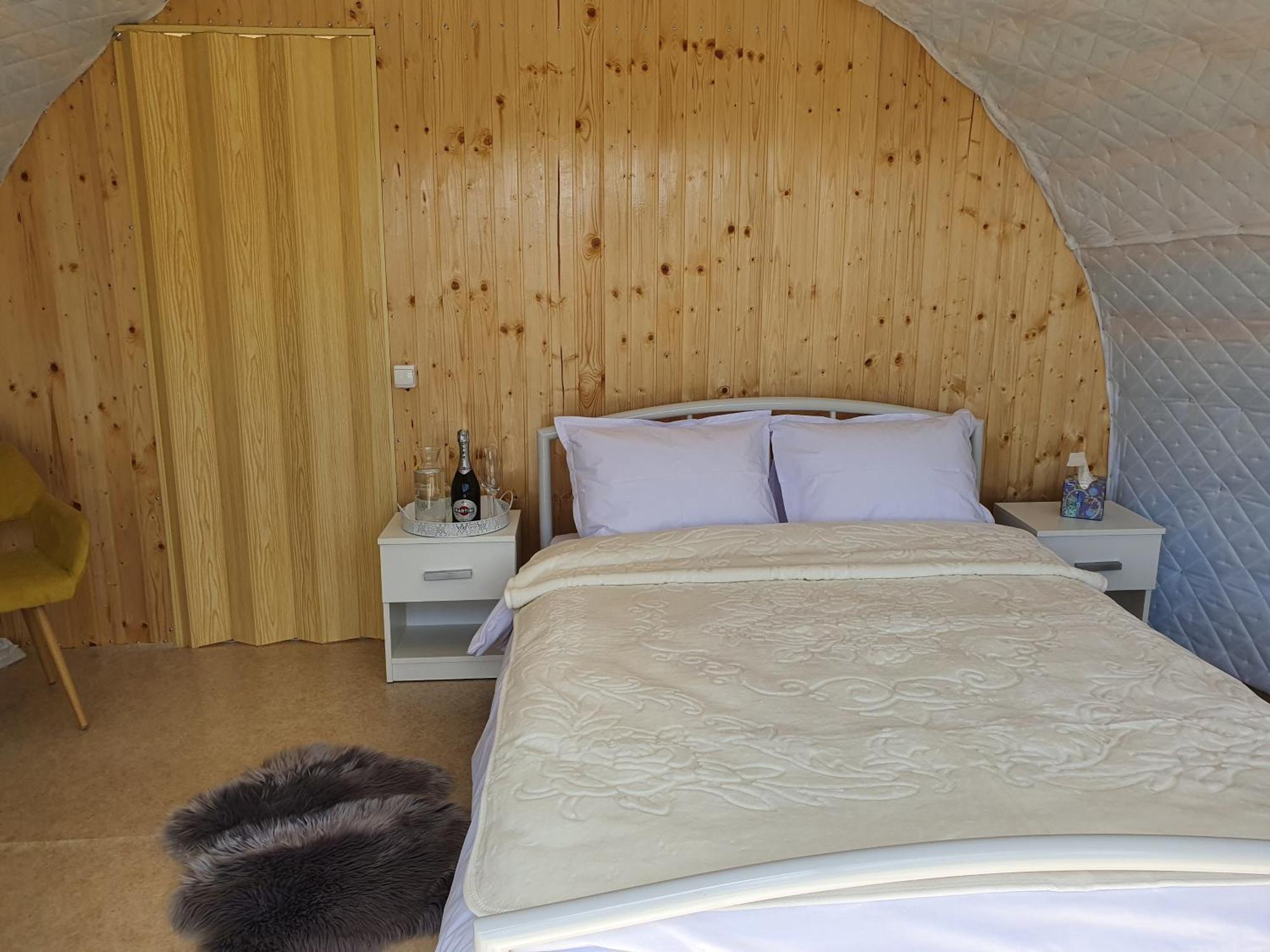 Sunrise Glamping Retreat Galesu Quarto foto